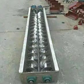 新款絞龍上料輸送機(jī)價(jià)格.jpg 新款絞龍上料輸送機(jī)價(jià)格.jpg