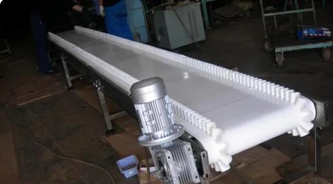 安慶Z型裙邊皮帶上料機(jī)